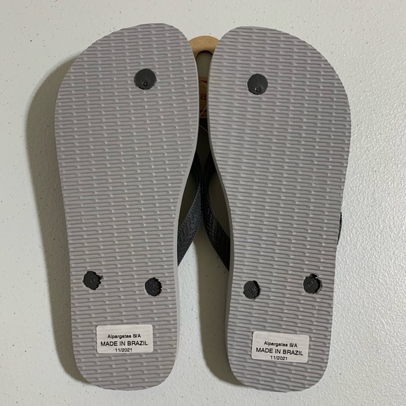 Havaianas The Simpsons Flip Flop Sandals-Size 8 NWT - Picture 8 of 10